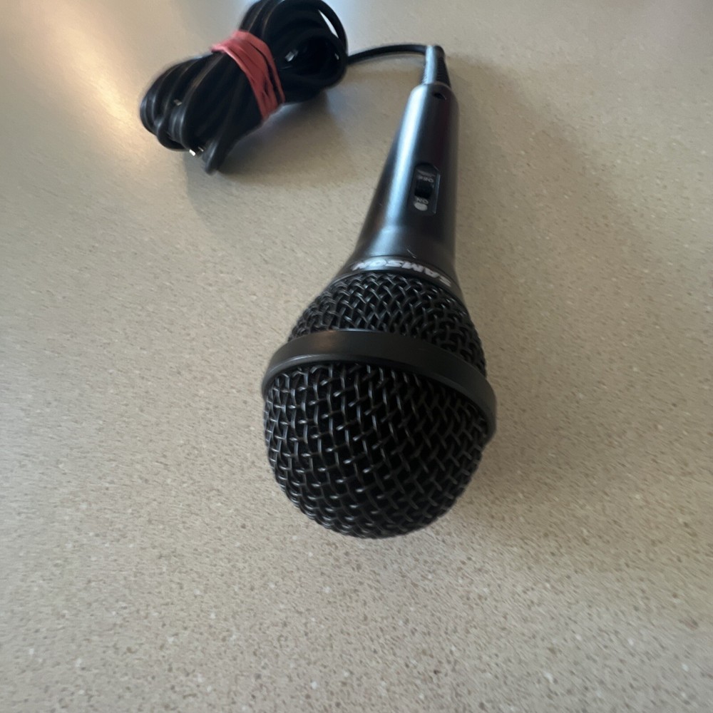 Samson R10s Dynamic Karaoke Vocal Microphone Tested
