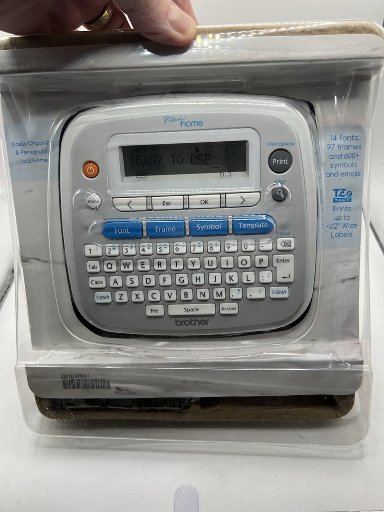 Brother Personal Label Maker P-Touch Home - PT-D202 *READ*