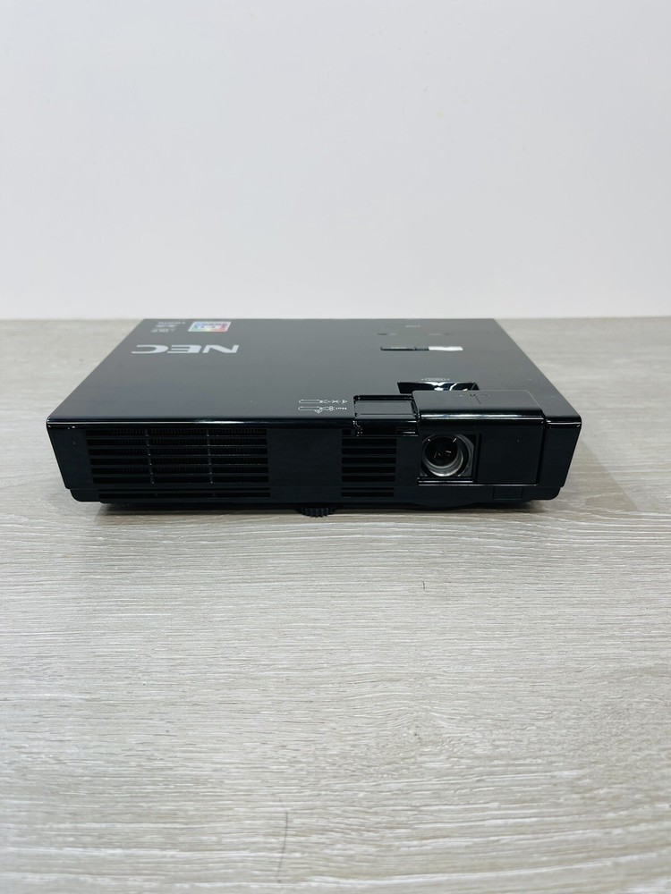 NEC NP-L50w LED Mobile Projector