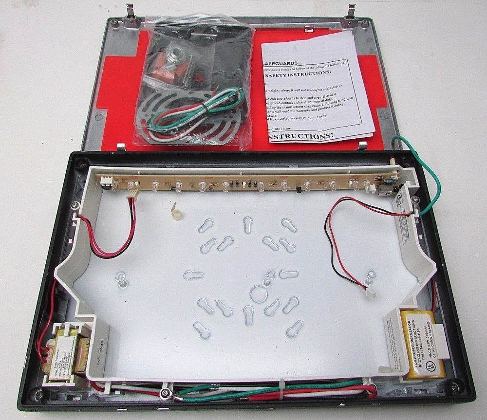 New MD-B-UR-BA Die-Cast Exit Sign