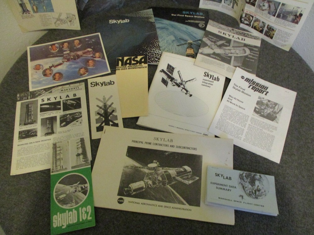 NASA APOLLO/SKYLAB MSFC DATA & EXPERIMENT SUMMARY CONTRACTORS BOOKS FOLD OUTS ++