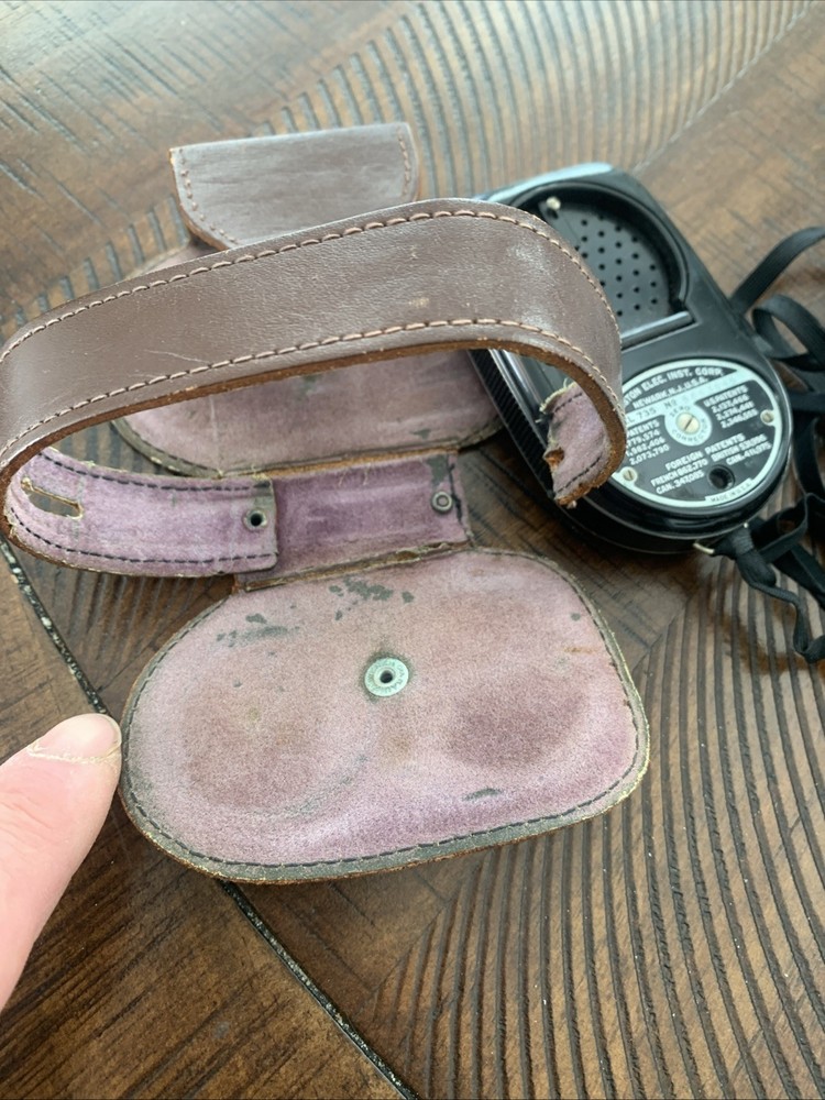 Weston Master II Universal Exposure Light Meter Model 735 Vintage + Leather Case
