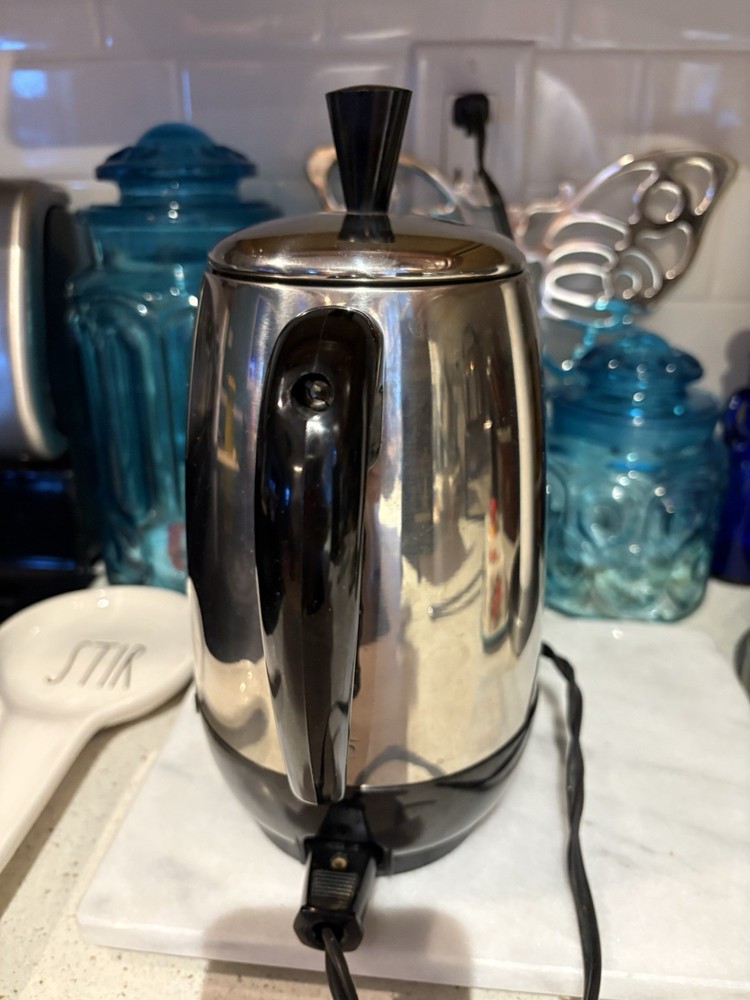 Farberware Super fast 2-8 Percolator Model 138B