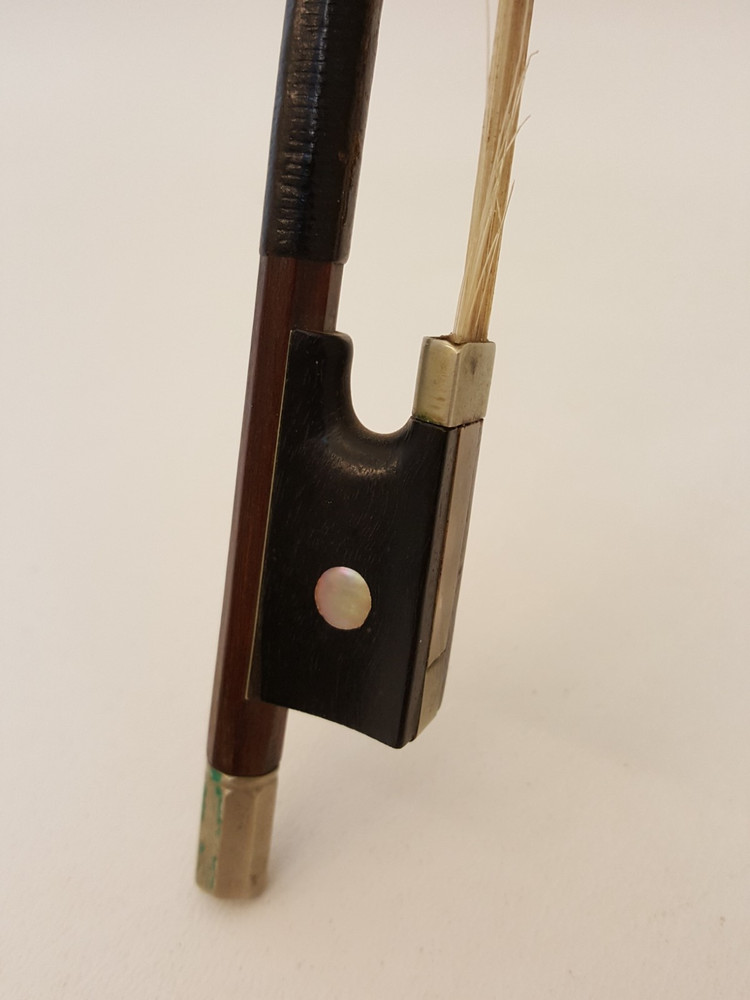 Antique Tourte Berlin violin bow