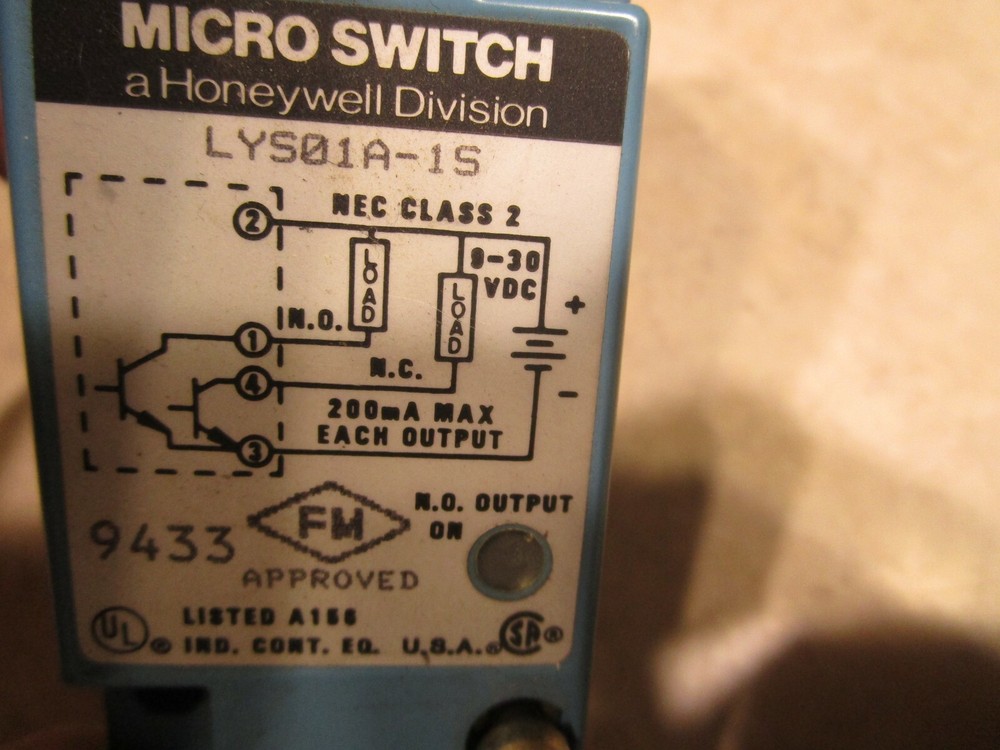 HONEYWELL LYS01A-1S MICRO SWITCH, F0033