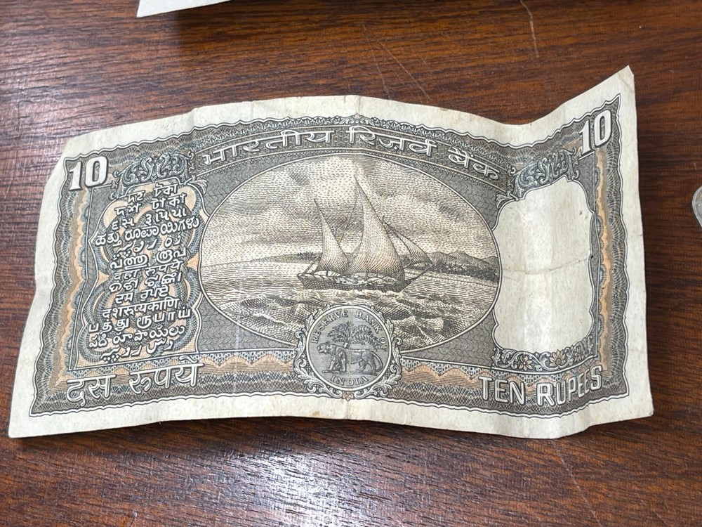 Early India Coins and Banknotes lot