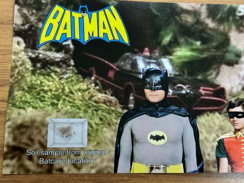 Batman Worn Authentic Soil Sample Batcave Piece Relic Display Hollywood Bat