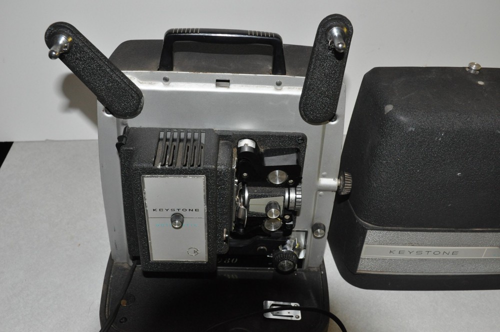 Vintage Keystone 980 Automatic 8mm Model Projector Untested
