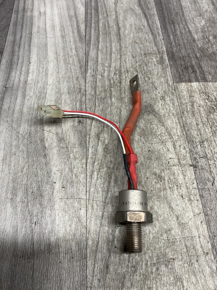 Microsemi 07104GOB SCR Rectifier 2 Wire #4011G47PR7