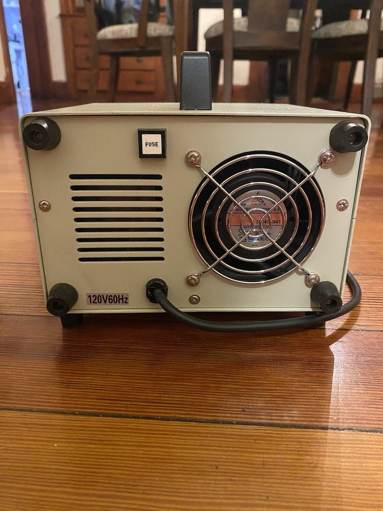 Fiber Optic Illuminator