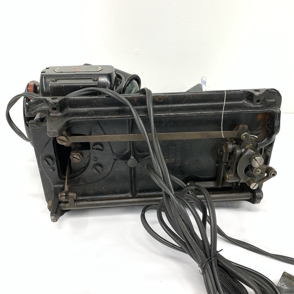 Singer Sewing Machine Model 99K with Foot Pedal - WORKING
