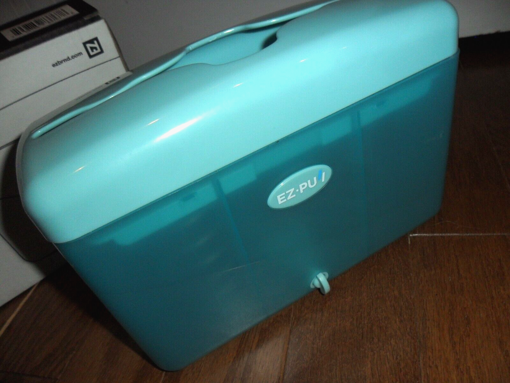 Ez-Pull Countertop SLIMFOLD Hand Towel Dispenser Turquoise for Kitchen/Bathroom