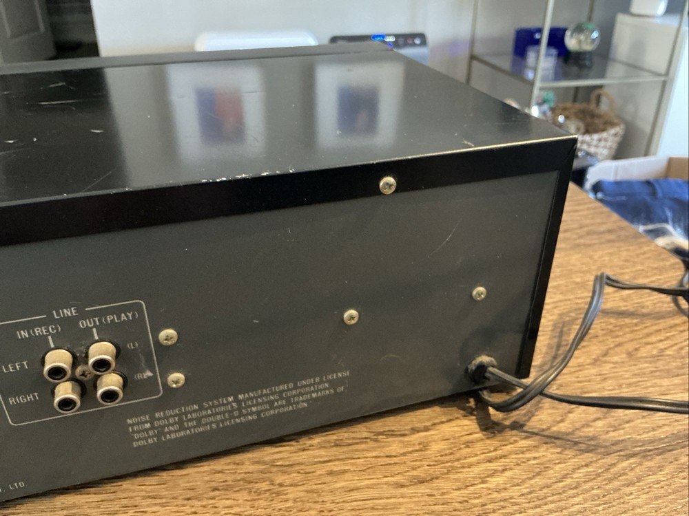 JVC TD-W11 Stereo Double Cassette Deck - Powers On / Parts Only - READ