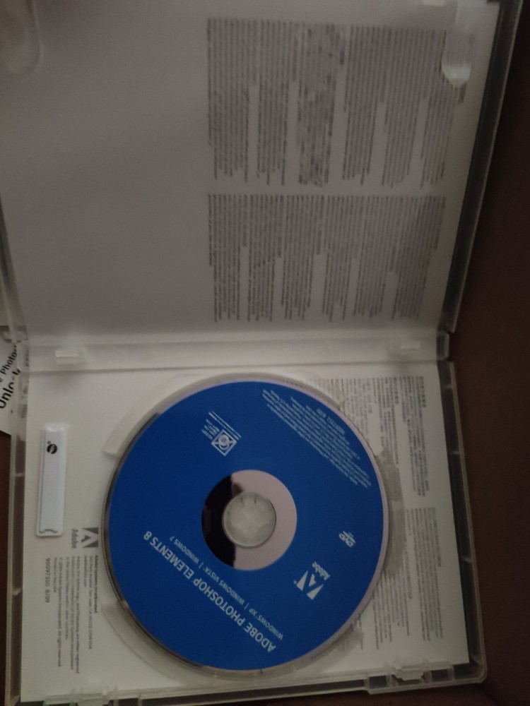 Adobe Photoshop Elements 8 CD Software