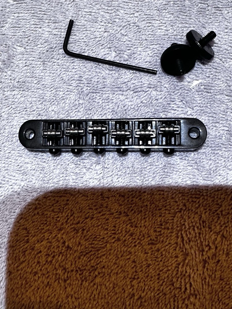 Gibson TOM Roller Saddle Bridge M4: Black