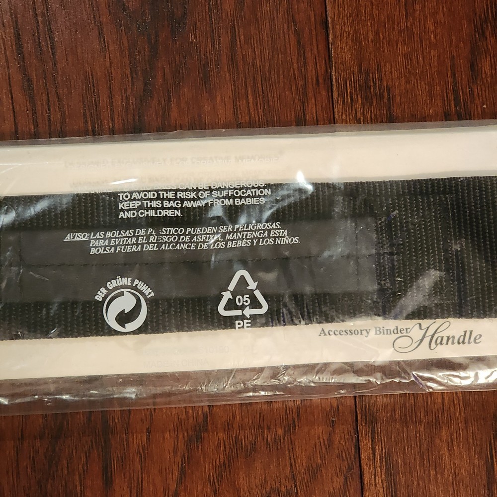 Handle for Vintage (2000) Sticker Accessory Binder Creative Memories Old Style