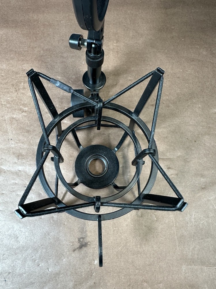 Rode SM6 Shock Mount with Detachable Pop Filter