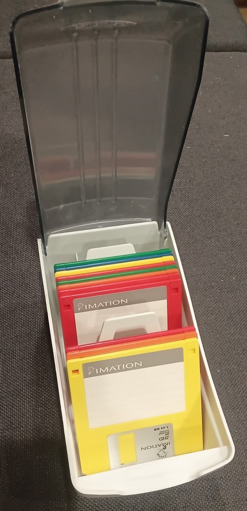 Fellowes Econo Store 3.5" Diskette Storage Case.