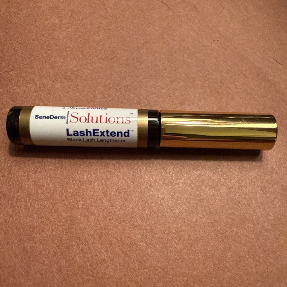SeneGence SeneDerm Solutions LashExtend Black Lash Extend Eyelash Growth