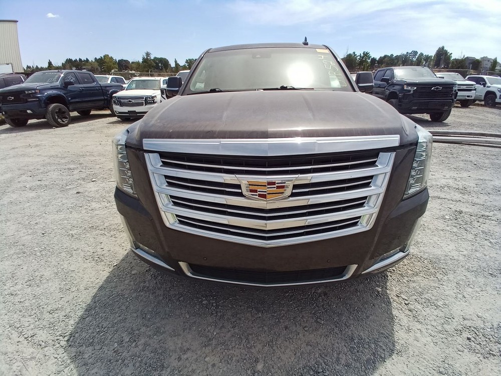 Bottle Jack & Tools from 2016 Cadillac Escalade 12183702
