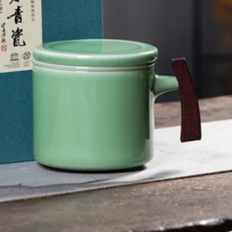 400ml Plum Green Longquan Celadon Filter Tea Separator Cup Ancient Tea Mug