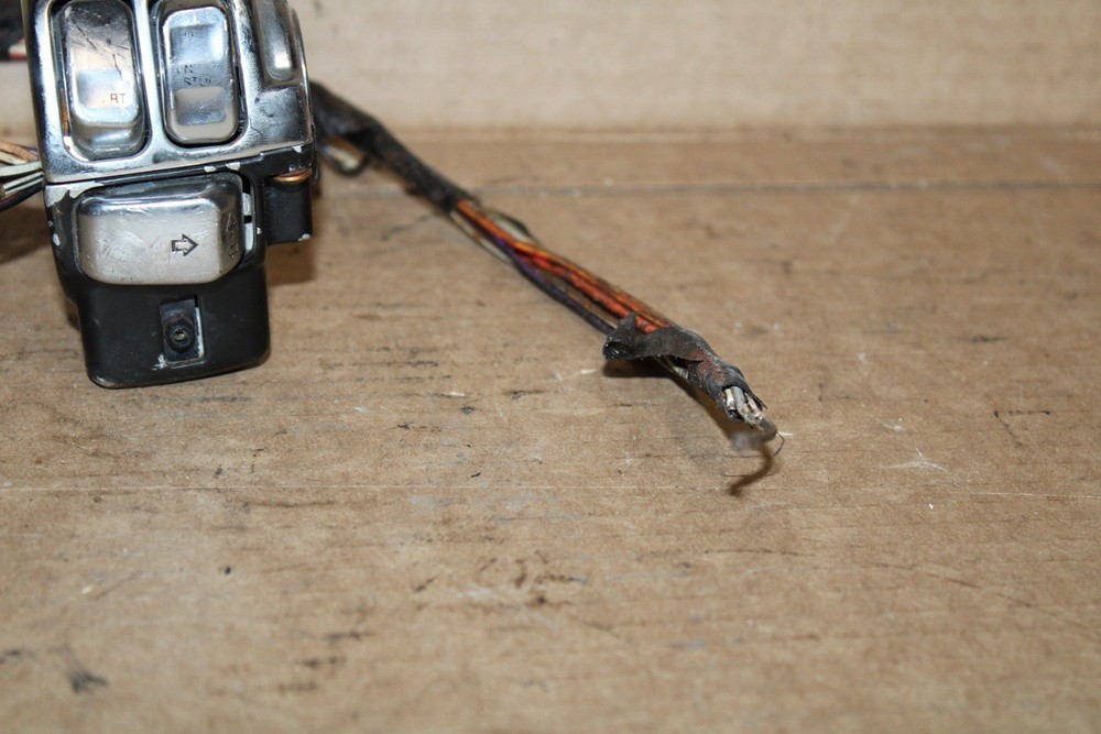 2000-2006 Harley Davidson Electra Glide RIGHT HAND CHROME SWITCH ON OFF START