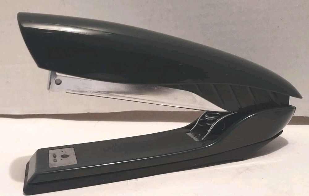 Stanley Bostitch B326 Antimicrobial Full Strip Desktop Stapler