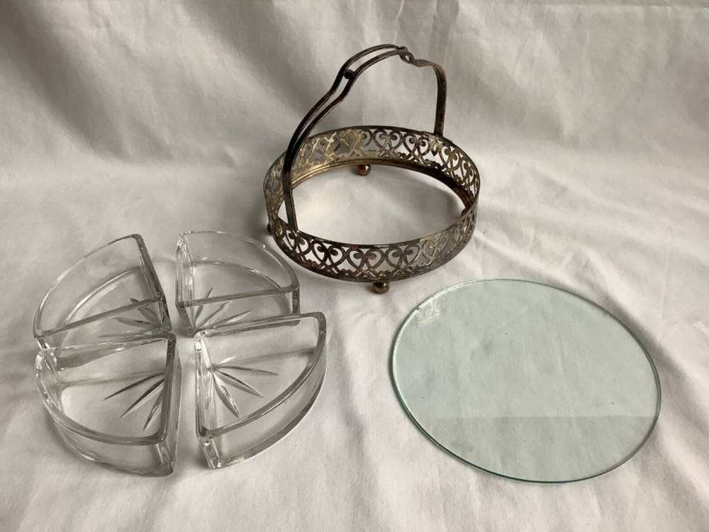Sheffield Reproduction Silver Plated Serving Dish/Basket W/Glass Inserts &Handle