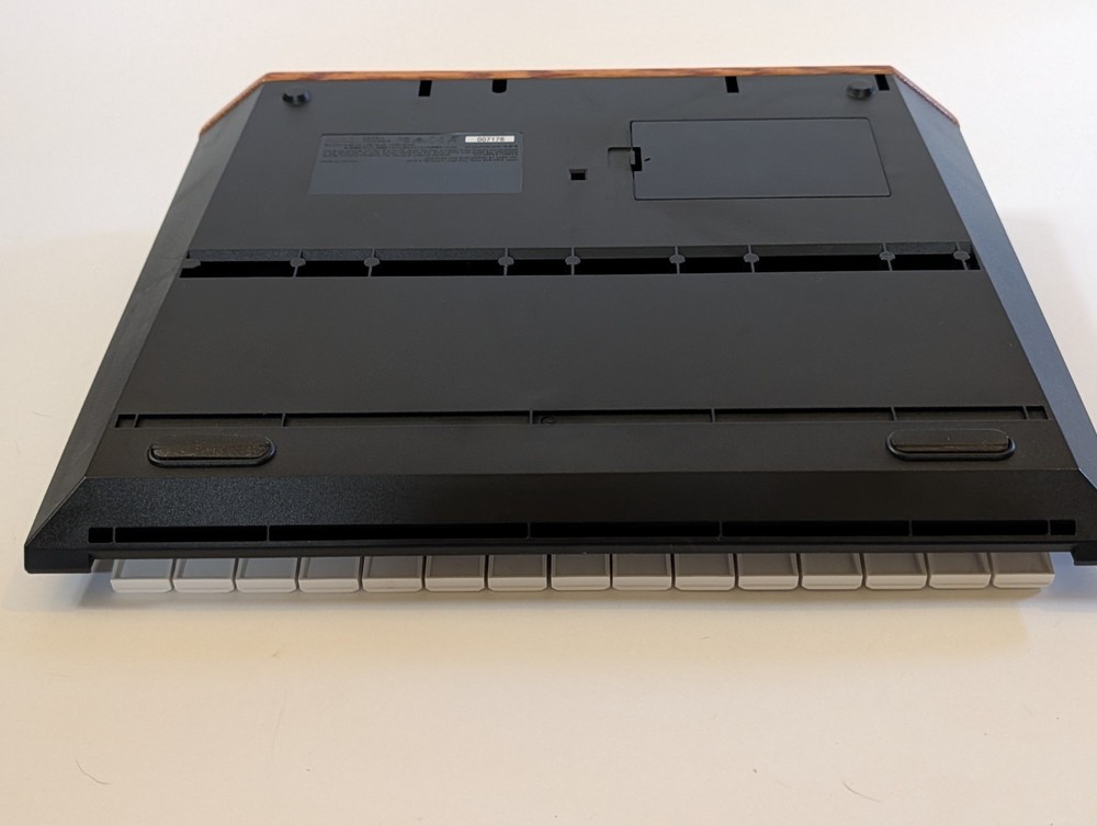 KORG Monologue Mono 25 Key 16 Step Sequencer Synth - WITH DECKSAVER! - CLEAN!