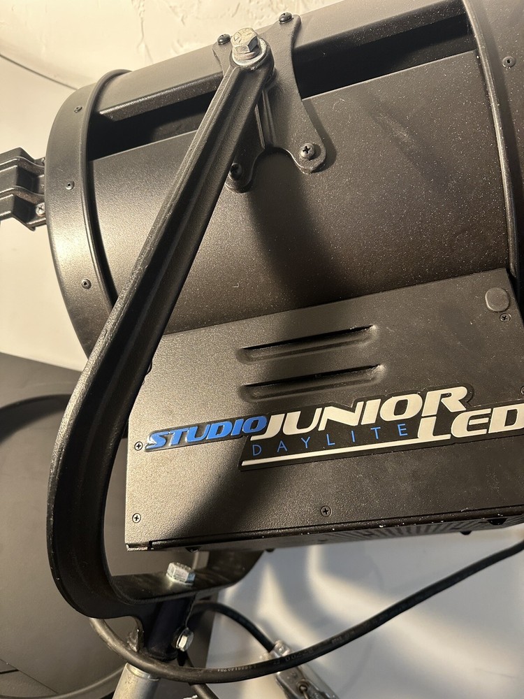 400W Studio Junior LED - Mole Richardson- AS-IS, Needs Repair)