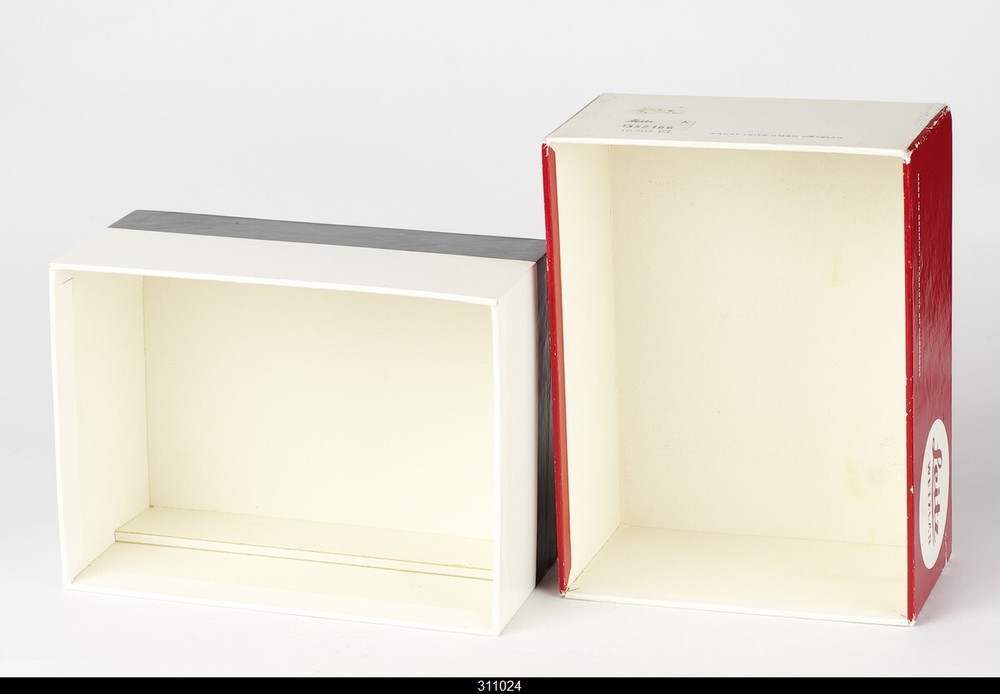 Orginal Box For Camera Leica M5