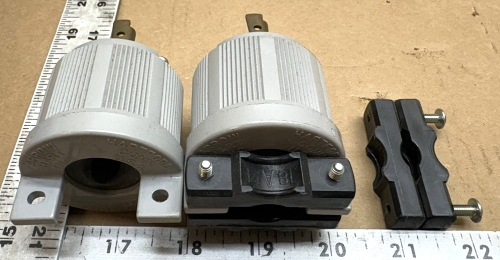 (2)Arrow Hart-Lock Turn & Pull Locking Plug & Connector Set 20A 125V NEMA L5-20