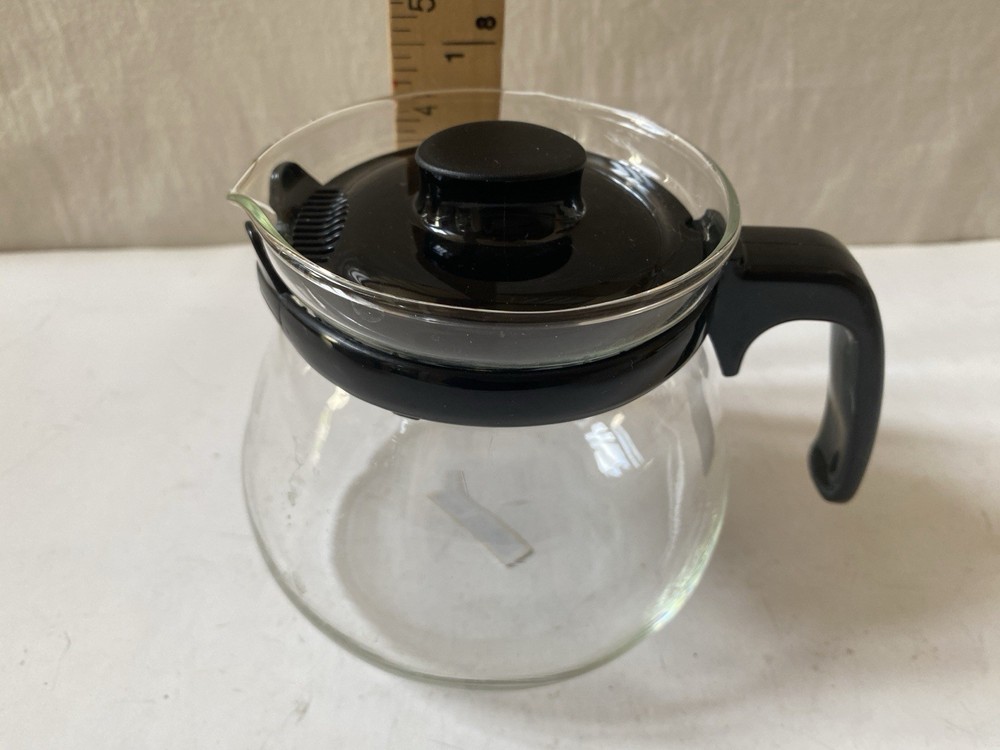 Miniso Glass Tea Herbal Fruit Drink Infuser Pot 3 Cups (700 ml)