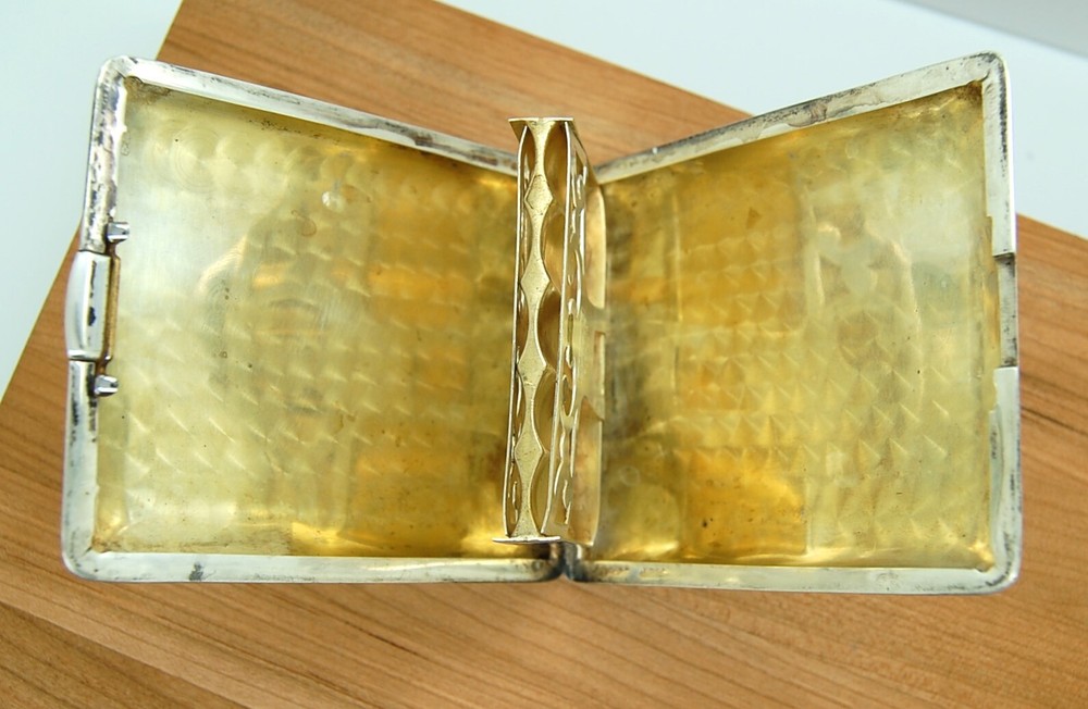 ANTIQUE HAVONE STERLING SILVER CIGARETTE CASE