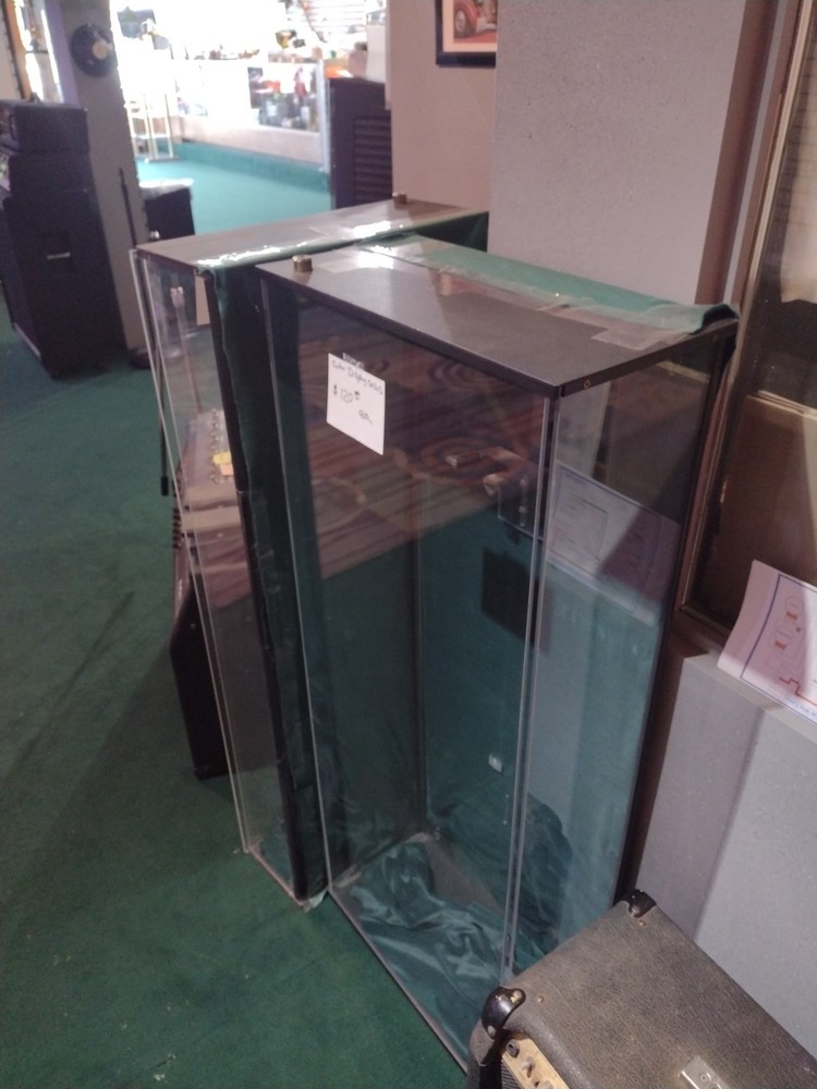 Plexiglass Guitar Display Cabinet