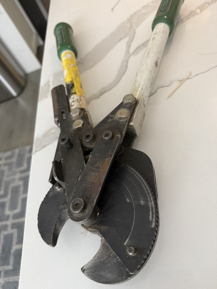 Greener Cable Cutter