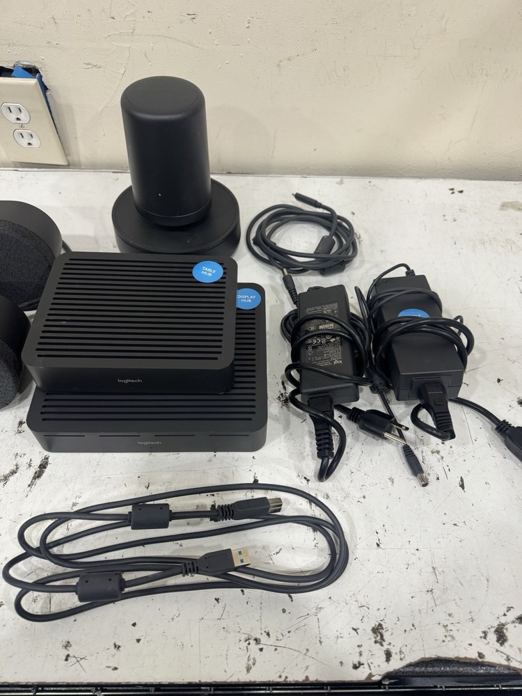 Logitech 4K Rally Plus Ultra-HD Video Conferencing System Kit