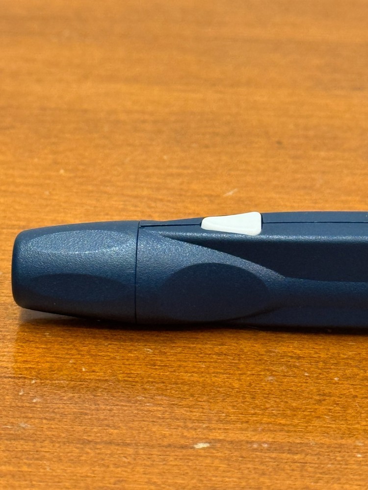 OneTouch UltraSoft Lancing Device