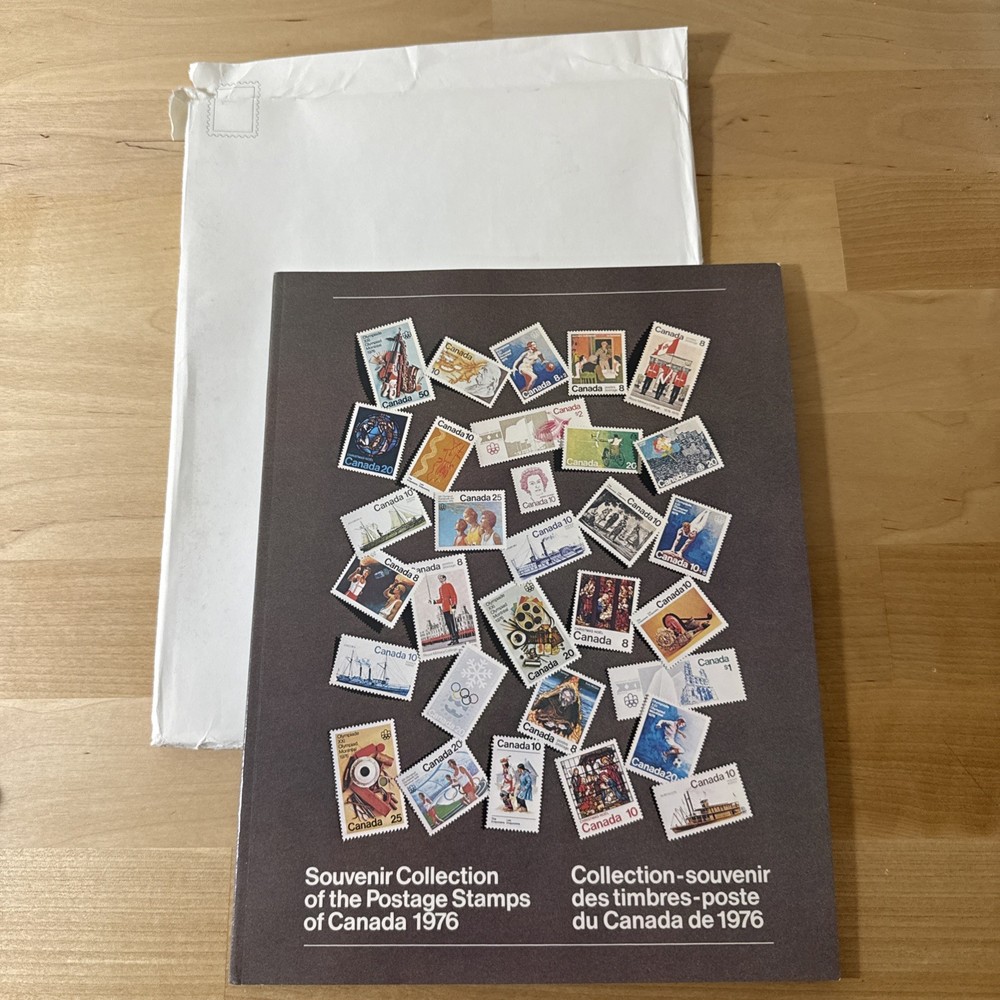 1976 Canada Post Yearbook Annual Official Stamp Issues - COMPLETE Set