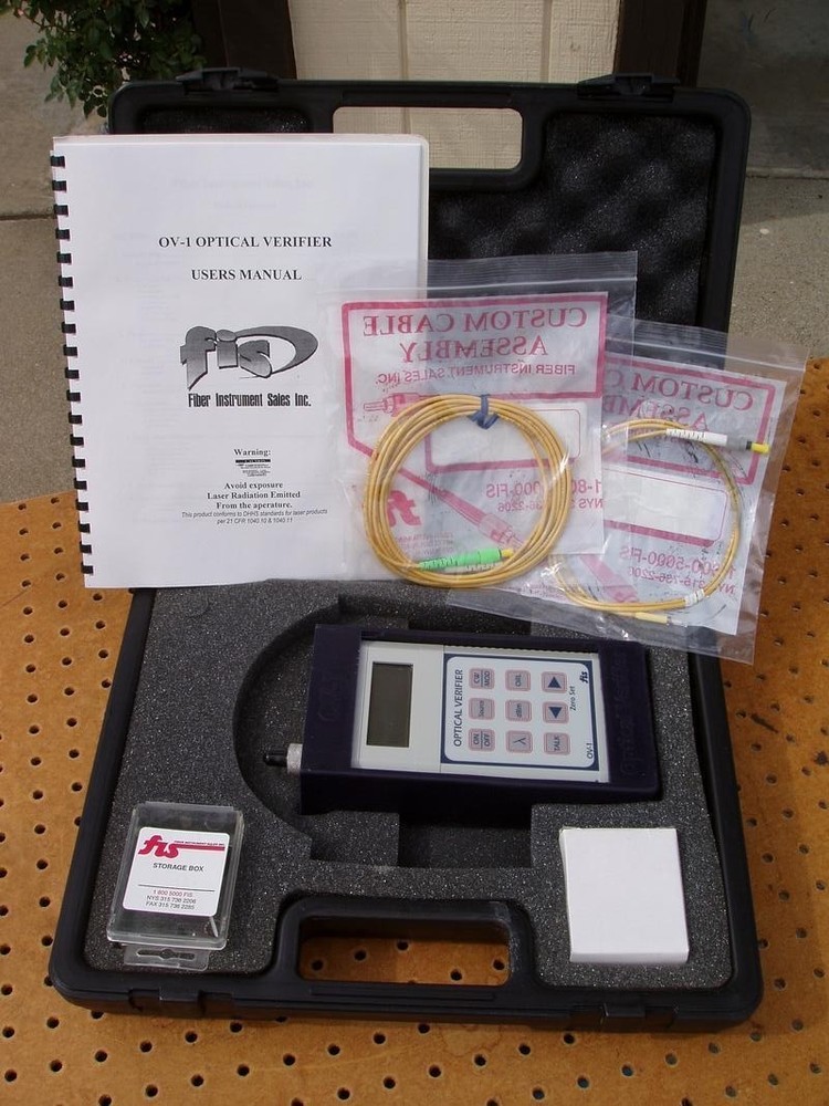 FIS FIBER OPTICAL VERIFIER MODEL OV-1 LIGHT SOURCE METER with CASE GOOD WORKING