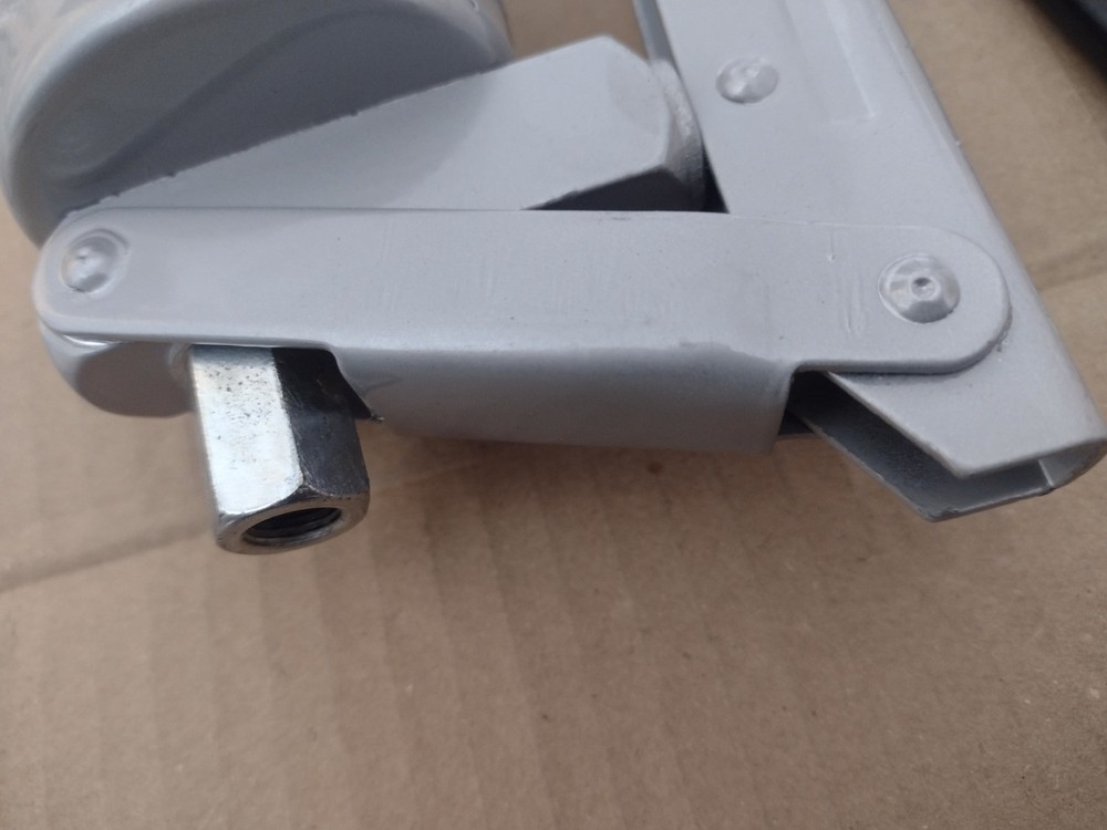 Grease Gun 445cc / 15oz Manually Operated