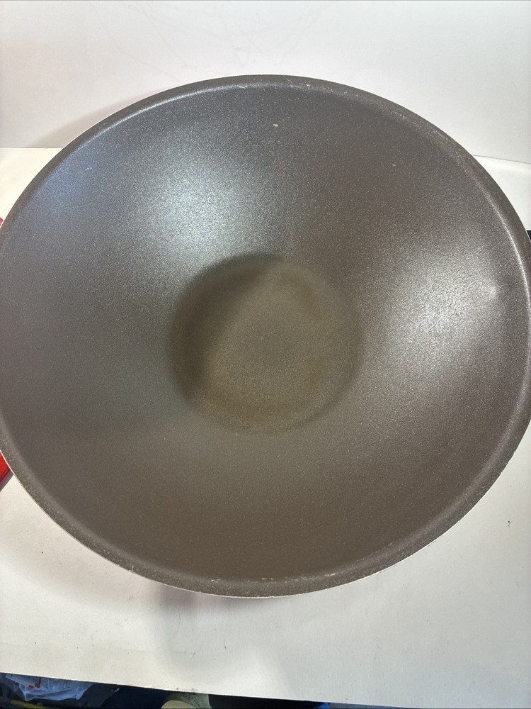 Vintage West Bend 15 Inch Wok Tested