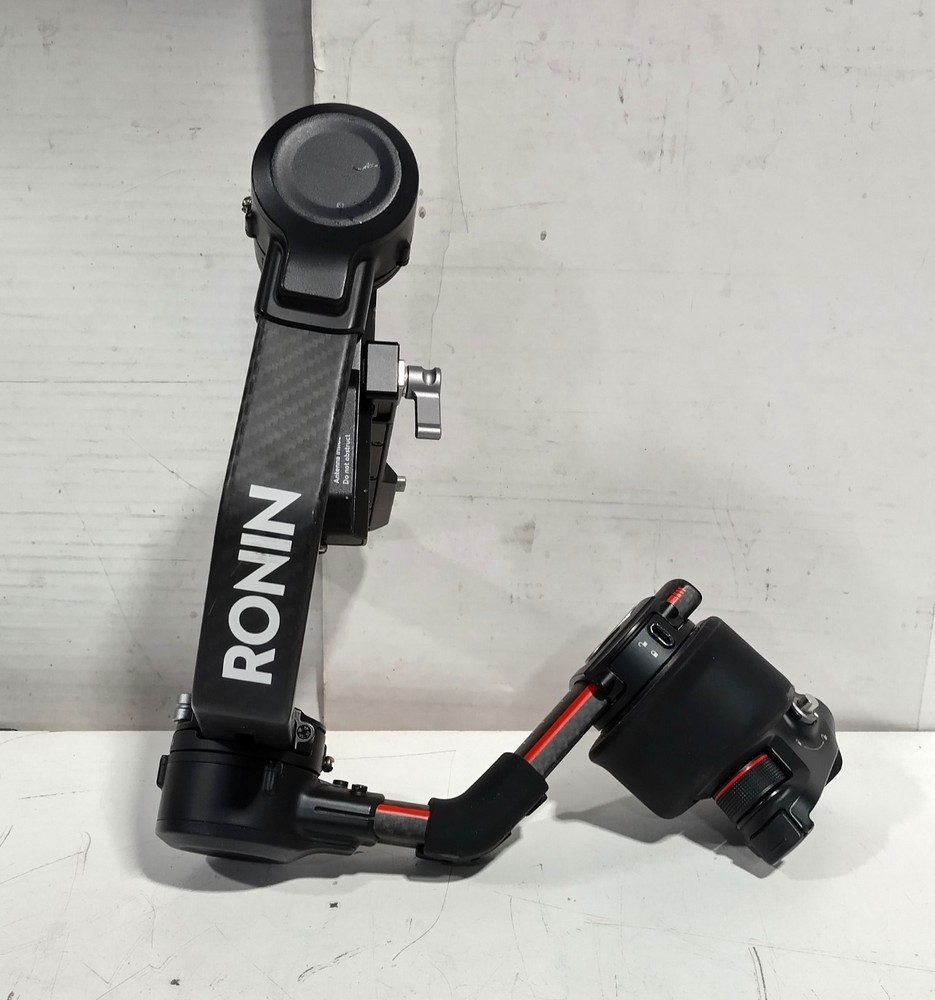 DJI RS 2 P02 High-Performance 3-Axis DSLR & Cinema Camera Stabilizing System