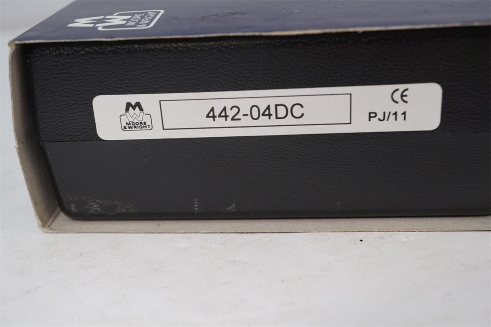 New Moore & Wright 30-40mm 1.2-1.6" Digital External Caliper Quick Tester.