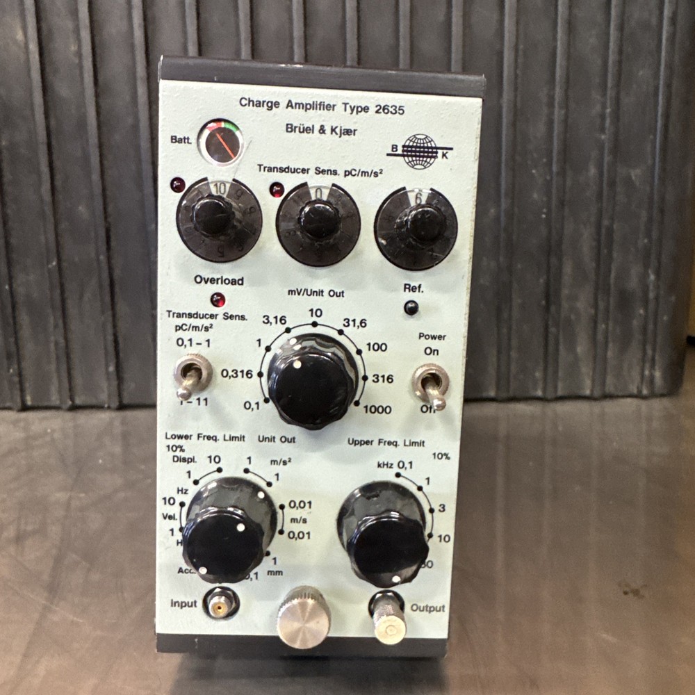 Bruel & Kjaer Charge Amplifier Type 2635   *untested*    MA12