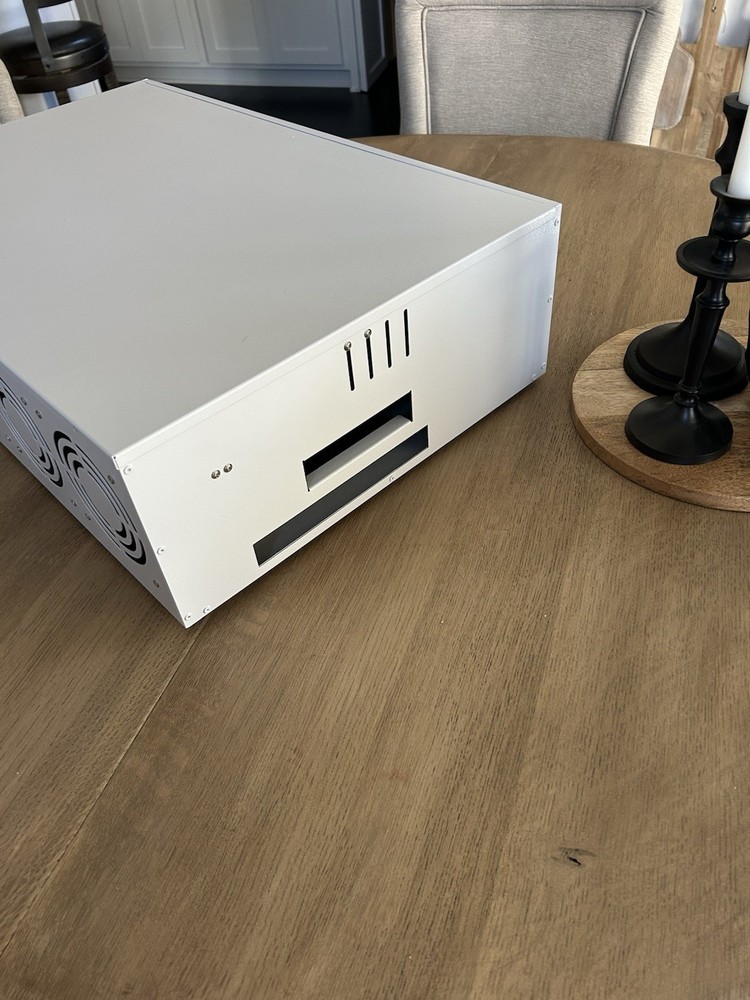 VTRETU 8 GPU AI Rig/Server Case 2000 watts NO Gpu's included