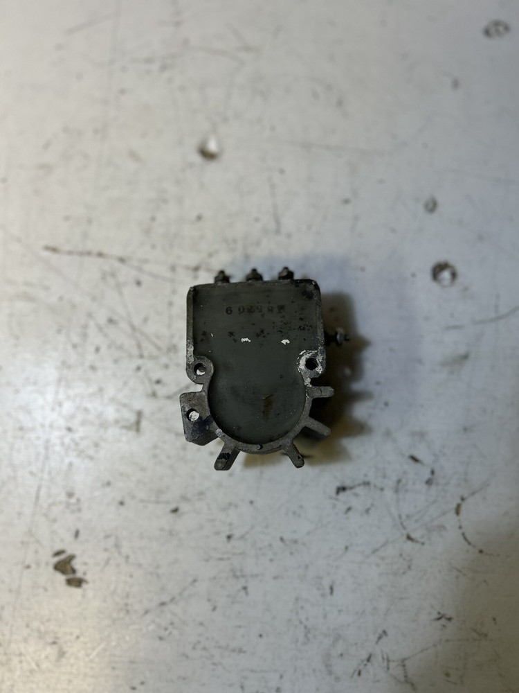 Chrysler 85HP voltage regulator F404470-1