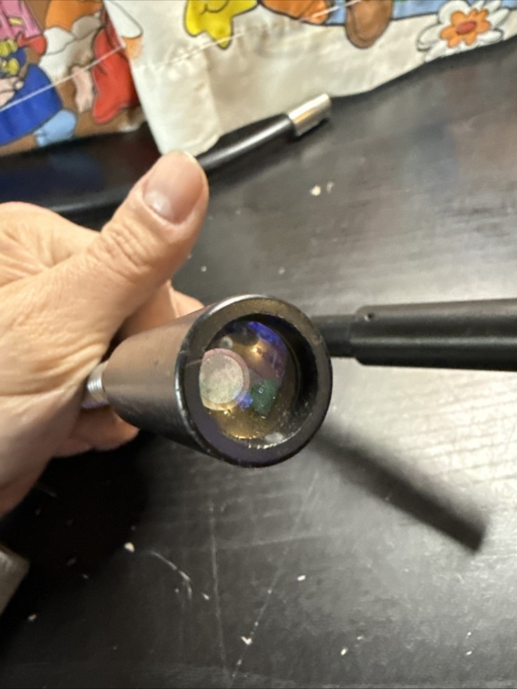 Dual Gooseneck Fiber Optic Attachment for Microscope Illuminators Tested