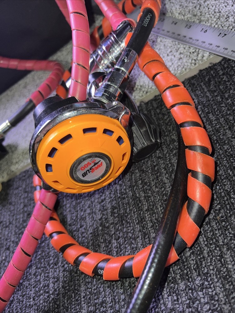 Scuba Set Oceanic DataMax Pro Dive Computer/Depth Gauge/Dive Timer/MaxDepth used