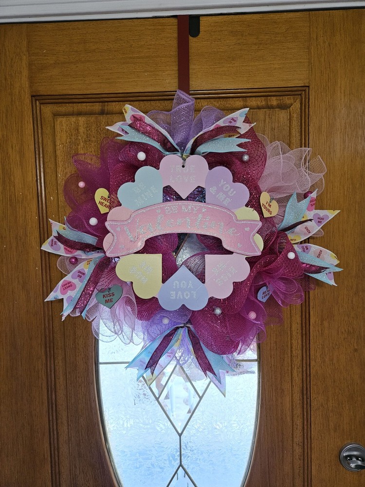Valentine’s Day Deco Mesh Wreath